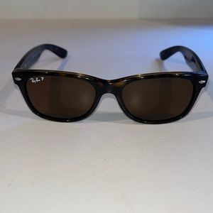 Ray-Ban Polarized New Wayfarer in Tortoise